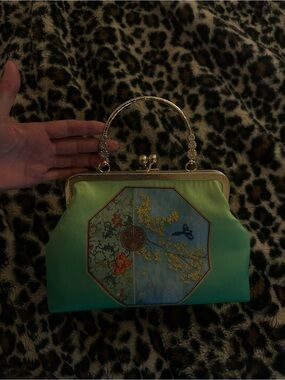 Vintage Chinese Oriental Embroidered Silk Clutch Bag